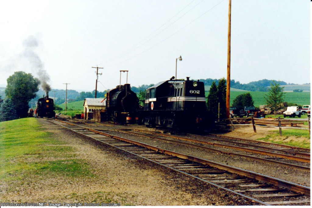 Getting ready for the next train 